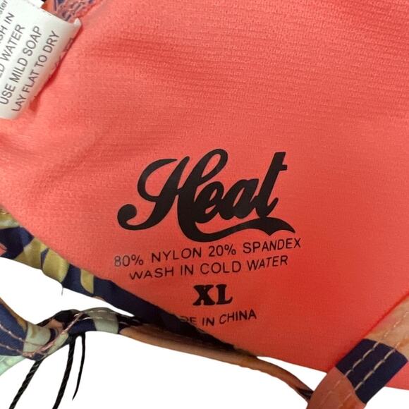 NWT Heat XL Swim Top Pink Adjustable Floral Bikini - Picture 3 of 5